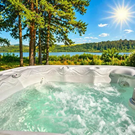 Case de vacanță янкови