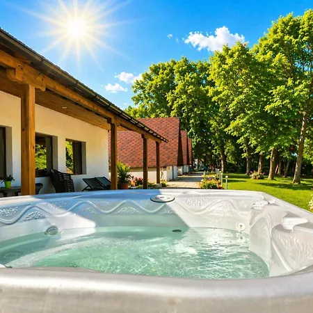 янкови Case de vacanță Dobri Dyal